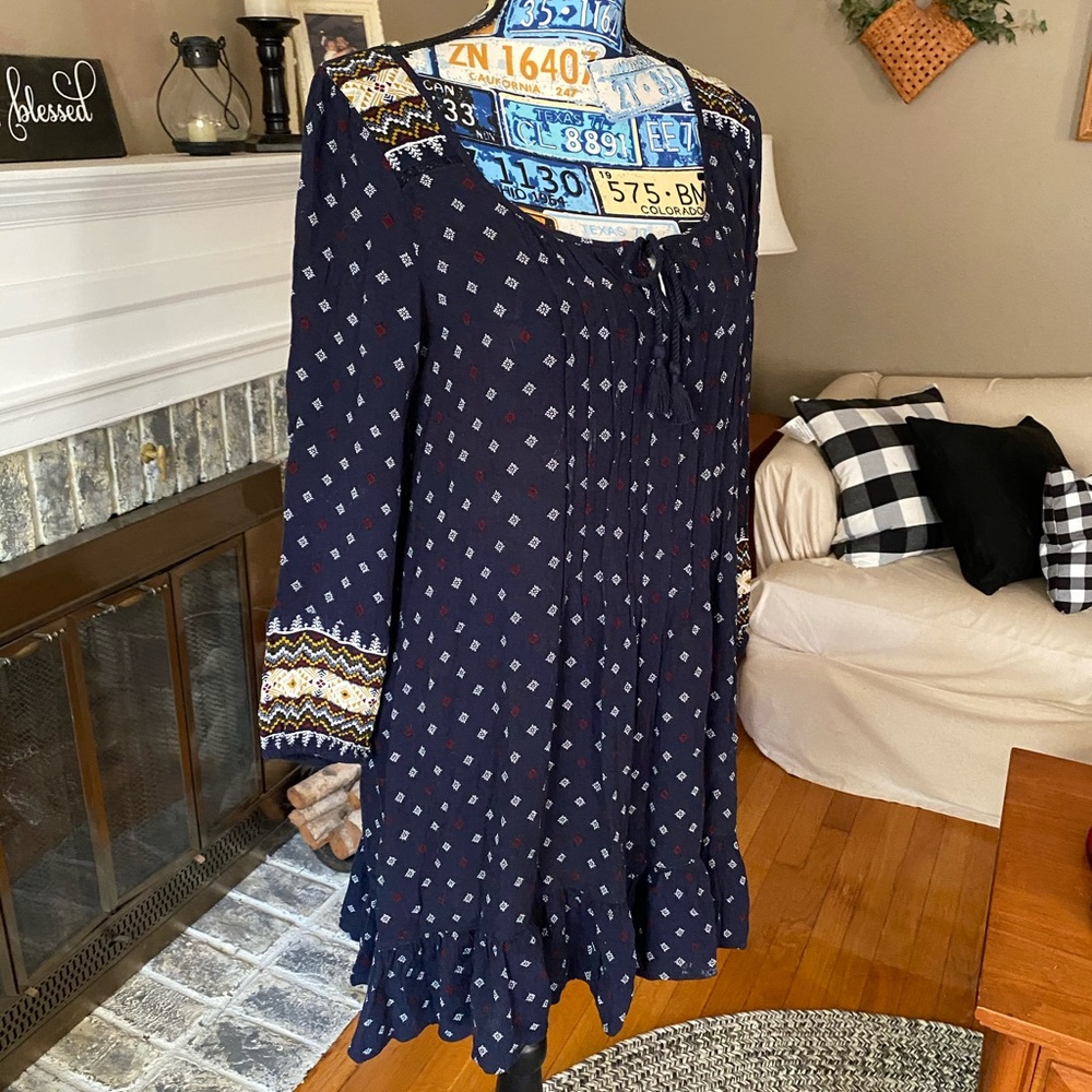 6️⃣for 💲3️⃣0️⃣‼️ ~ AEO Dress - Picture 2 of 6